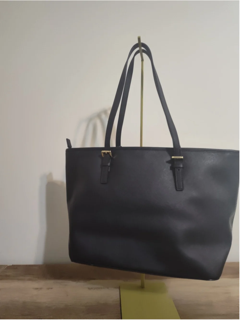 Women's Michael Kors Black Gold Tote Bag One Size